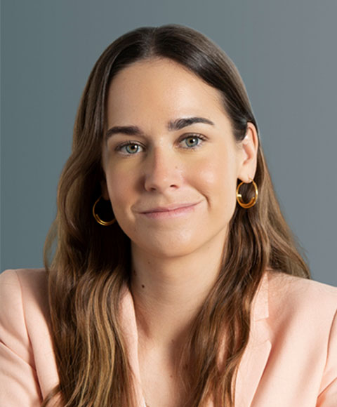 Macarena-erhardt-Investment Team Analyst